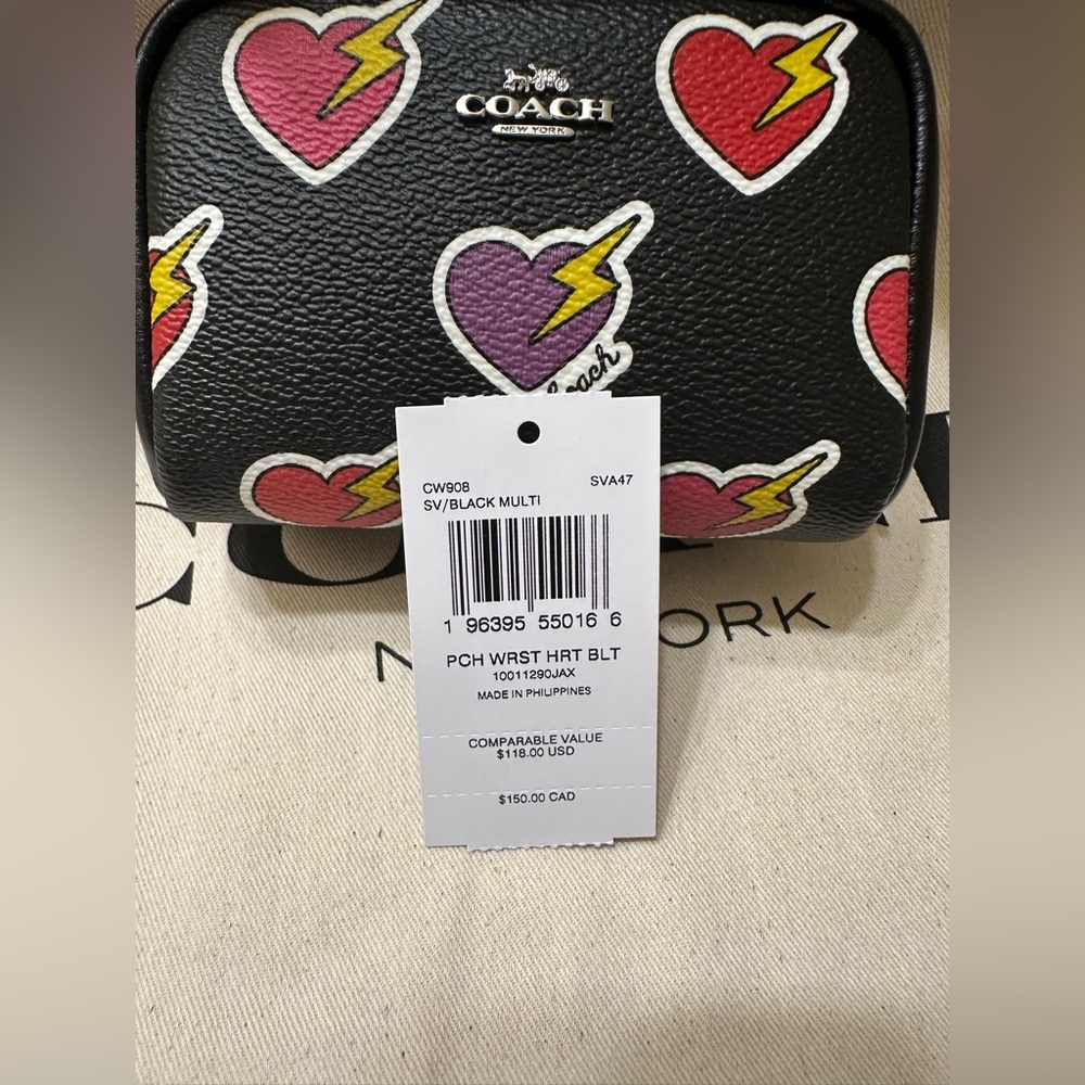 Coach Heart Bolt Pouch Wristlet - Picture 9 of 10